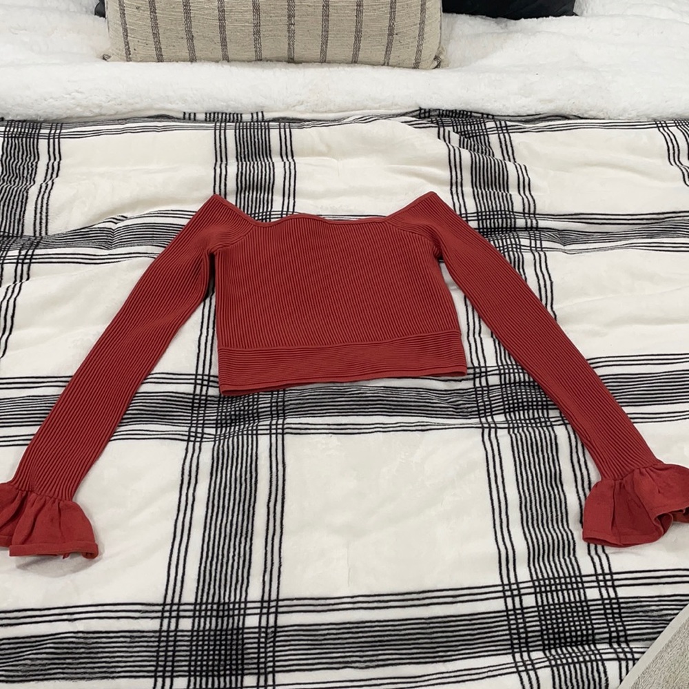 Gianni Bini crop top